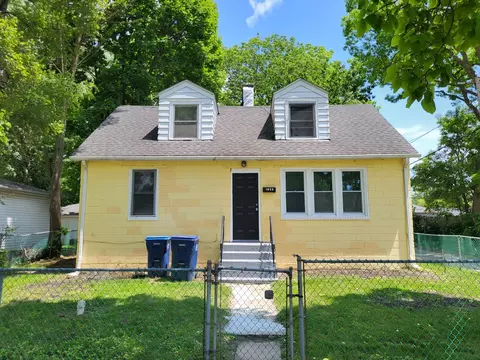 1535 Seymour Ave, North Chicago, IL 60064