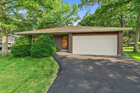 8715 Alden Rd, Wonder Lake, IL 60097