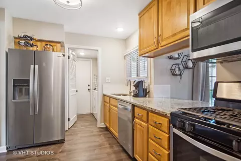 4625 Brigantine Ln, Hoffman Estates, IL 60192 photo 7