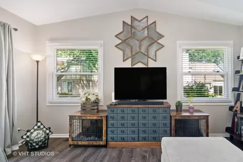 4625 Brigantine Ln, Hoffman Estates, IL 60192 photo 10