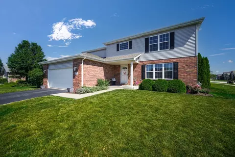 Exterior - 371 Tramore Ave, Beecher, IL 60401 photo 6 of 8