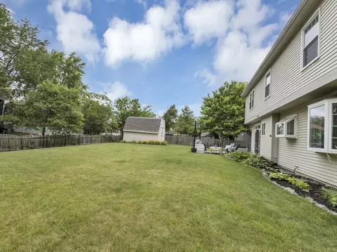 248 Gatewood Ln, Bartlett, IL 60103 photo 43