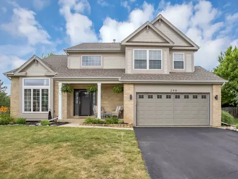 248 Gatewood Ln, Bartlett, IL 60103 photo 3