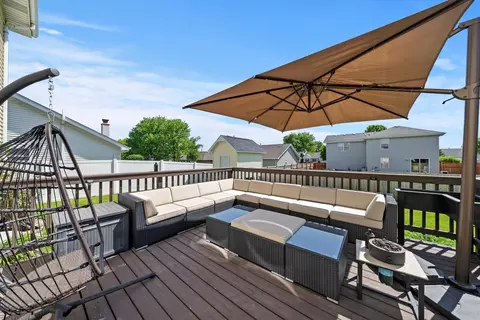 Exterior - 1506 Pheasant Landing Dr, Plainfield, IL 60586 photo 2 of 3