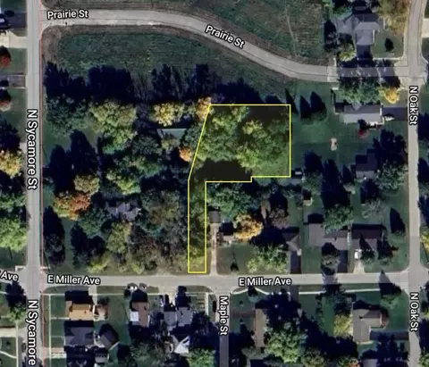 000 E Miller Ave E, Hinckley, IL 60520