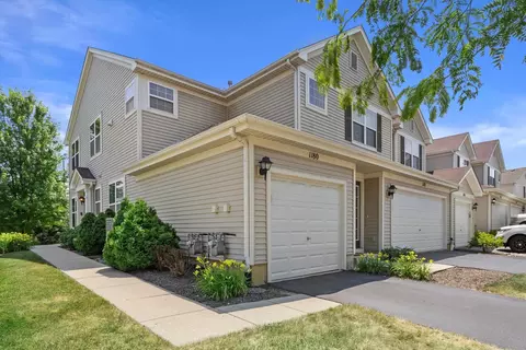 1180 Waverly Dr, Volo, IL 60020