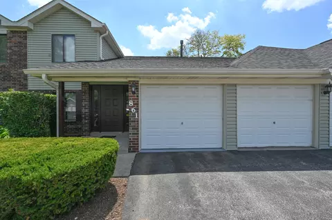 861 Cross Creek Dr #2B, Roselle, IL 60172
