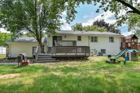 680 Konen Ave, Aurora, IL 60505 photo 20