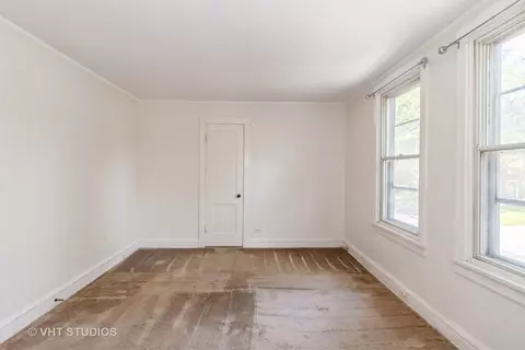 Bedroom - 3244 Harrison St, Evanston, IL 60201 photo 2 of 7