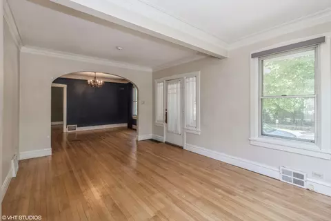 Living - 3244 Harrison St, Evanston, IL 60201 photo 7 of 7