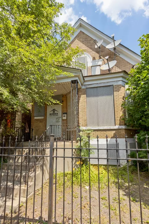 4340 W Van Buren St, Chicago, IL 60624
