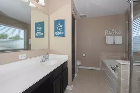 352 Tracy Ln, Elgin, IL 60123 photo 22