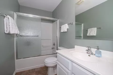 352 Tracy Ln, Elgin, IL 60123 photo 26