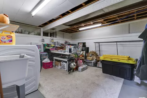 404 E North St, Danvers, IL 61732 photo 27