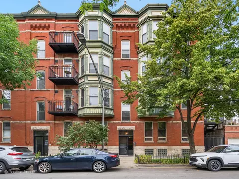 1344 N North Park Ave #2, Chicago, IL 60610