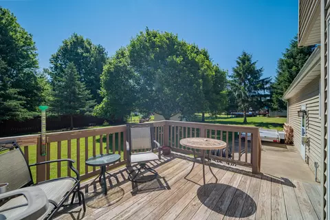 9375 Hillcrest Ln, Bloomington, IL 61705 photo 29