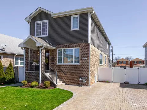 2611 N 75th Ave, Elmwood Park, IL 60707