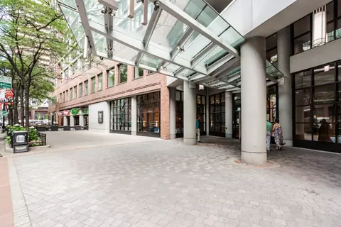 211 E Ohio St #507, Chicago, IL 60611