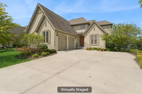 7956 Savoy Club Ct, Burr Ridge, IL 60527