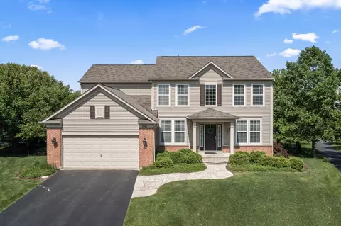 1041 Goldfinch Ct, Antioch, IL 60002