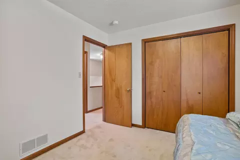 Bedroom - 2202 O Donnell Dr, Champaign, IL 61821 photo 10 of 10