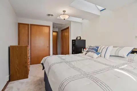 Bedroom - 2202 O Donnell Dr, Champaign, IL 61821 photo 8 of 10