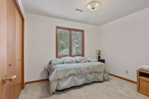 Bedroom - 2202 O Donnell Dr, Champaign, IL 61821 photo 9 of 10