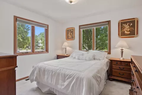 Bedroom - 2202 O Donnell Dr, Champaign, IL 61821 photo 1 of 10