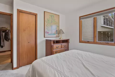 Bedroom - 2202 O Donnell Dr, Champaign, IL 61821 photo 2 of 10