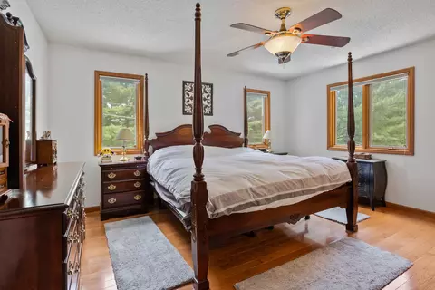 Bedroom - 2202 O Donnell Dr, Champaign, IL 61821 photo 3 of 10