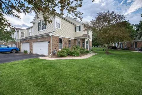 24312 Leski Ln, Plainfield, IL 60585 photo 2