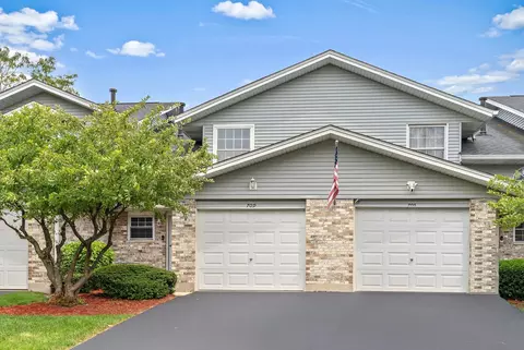 709 N Meadows Blvd, Addison, IL 60101