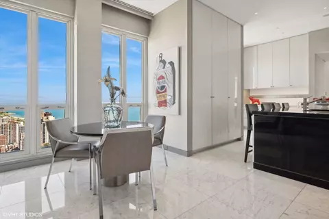 11 E Walton St #5002, Chicago, IL 60611 photo 18