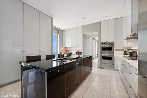 11 E Walton St #5002, Chicago, IL 60611 photo 14