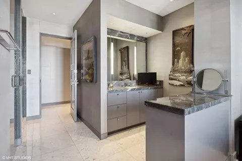 11 E Walton St #5002, Chicago, IL 60611 photo 25