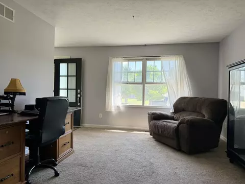3134 Auburn Rd, Bloomington, IL 61704 photo 13