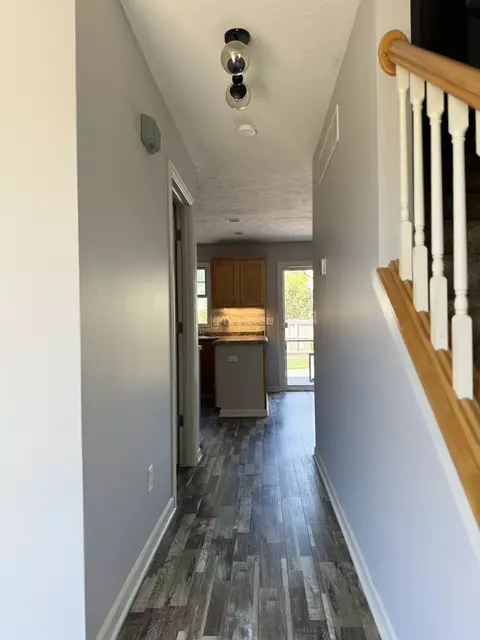 3134 Auburn Rd, Bloomington, IL 61704 photo 5