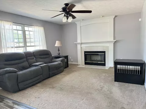 3134 Auburn Rd, Bloomington, IL 61704 photo 9