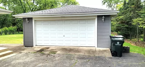 Undisclosed, Glenview, IL 60026 photo 5