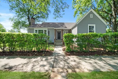 740 Homestead Rd, La Grange Park, IL 60526