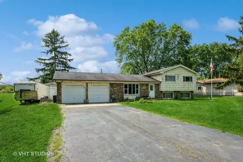 30 W201 Joy Rd, West Chicago, IL 60185