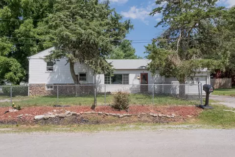 1406 N Division Ave, Urbana, IL 61801