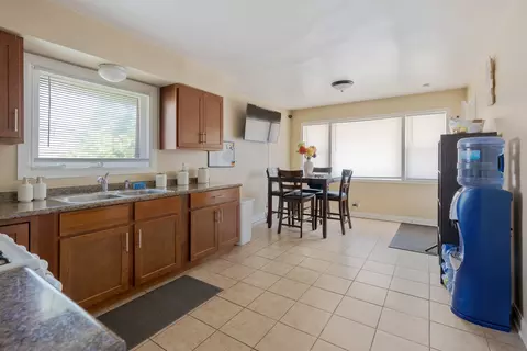 Kitchen - 3045 Sangamon St, Steger, IL 60475 photo 1 of 2