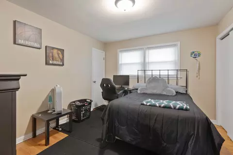 Bedroom - 3045 Sangamon St, Steger, IL 60475 photo 3 of 3