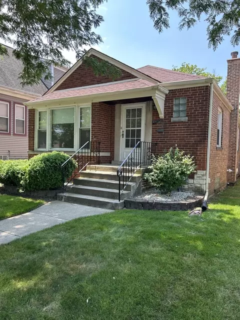 9304 S Turner Ave, Evergreen Park, IL 60805