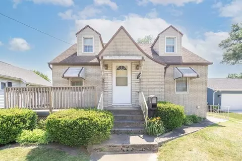 205 S De Witt Pl, Coal City, IL 60416