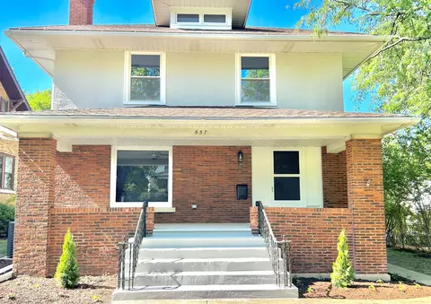 657 Glenwood Ave, Joliet, IL 60435