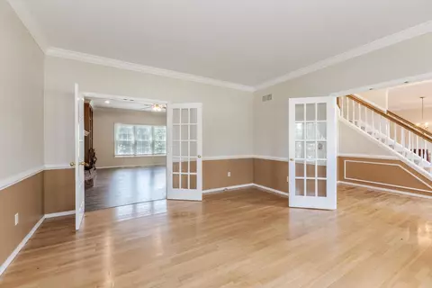 Living - 16 Barley Cir, Bloomington, IL 61704 photo 3 of 9