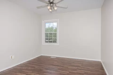 Bedroom - 16 Barley Cir, Bloomington, IL 61704 photo 4 of 10