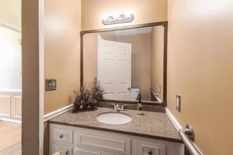 Bath - 16 Barley Cir, Bloomington, IL 61704 photo 1 of 5